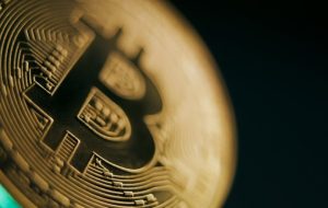 کلیدهای عمومی: بازی بیت کوین بیست و یک ، مسابقه آینده XRP ، و سرمایه گذاران عاشق شرکت های خزانه داری Solana هستند